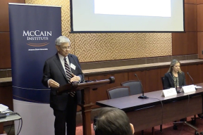 Коул — Лукашенко: Есть стол неудачников — и вот там ты и находишься. Вместе с Кубой, Ираном и Венесуэлой