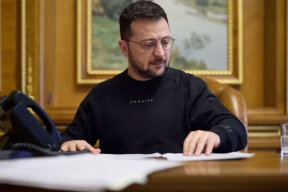 «Монопольное влияние Зеленского на украинскую власть становится все более шатким»
